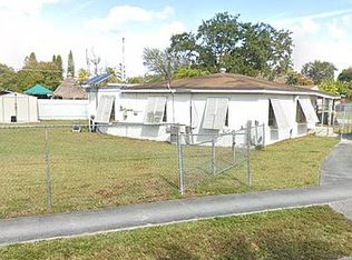 42 Edmund Rd, West Park, FL 33023