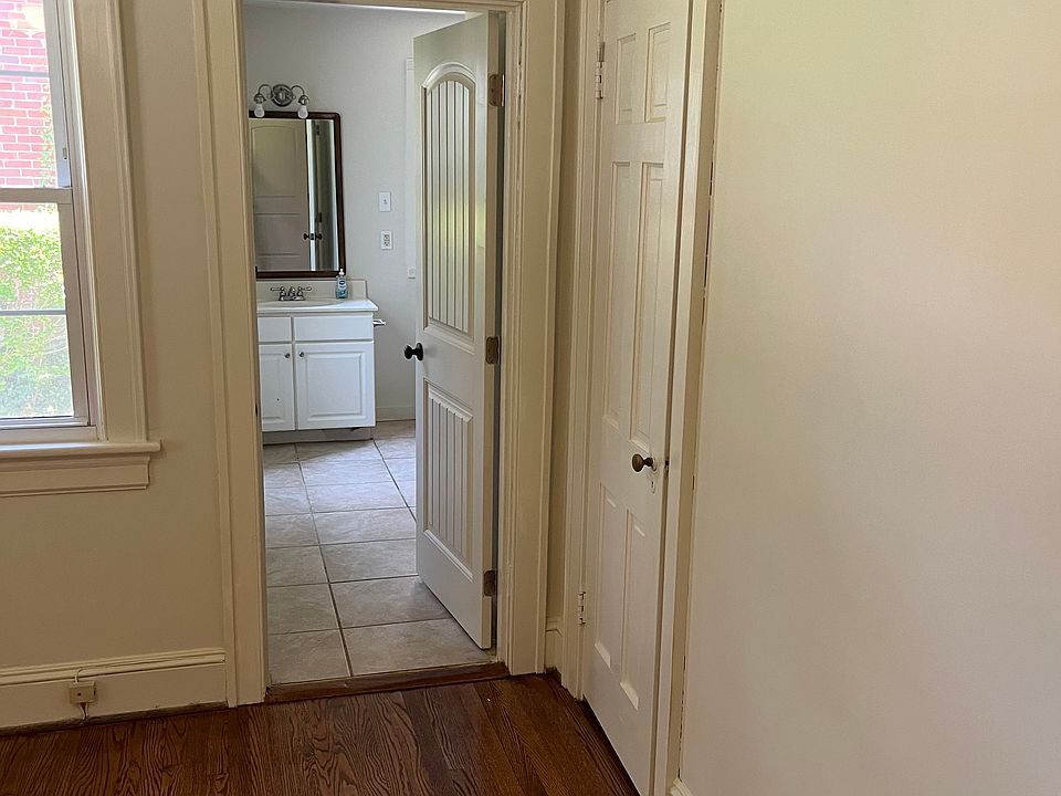 1st image of 2210 King St