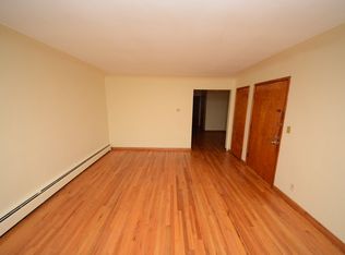 6524 Glade Ave APT 4, Cincinnati, OH 45230
