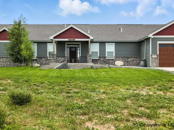 208 F Quarter Circle Loop, Cheyenne, WY 82007