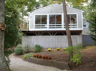 34 Santuit Ln, Mashpee, MA 02649