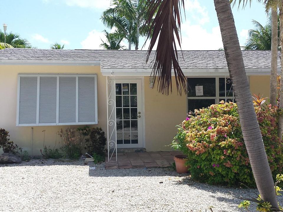 1st image of 2126 Dolphin Dr