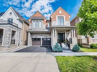 323 Harold Dent Trl, Oakville, ON L6M1R3