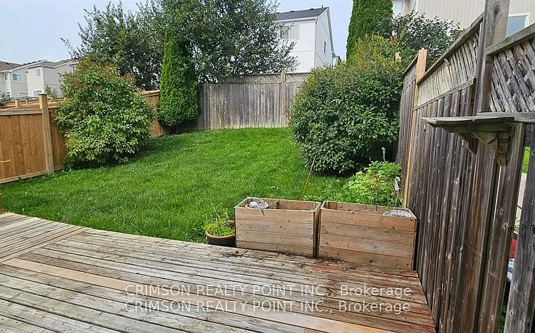1299 Ashgrove Cres — Photo 36