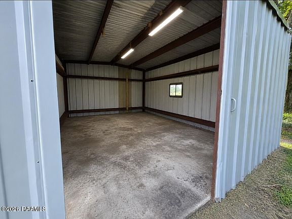 2nd image of 1182 Guidry Rd