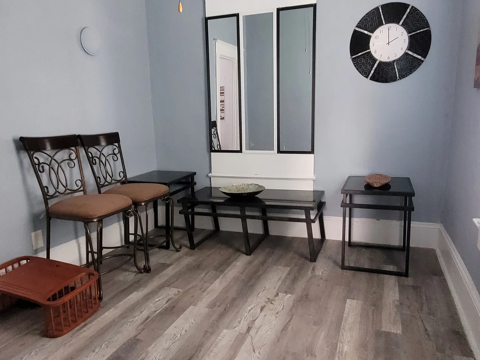 2 bed, 855 sqft, $1,300 — Photo 4