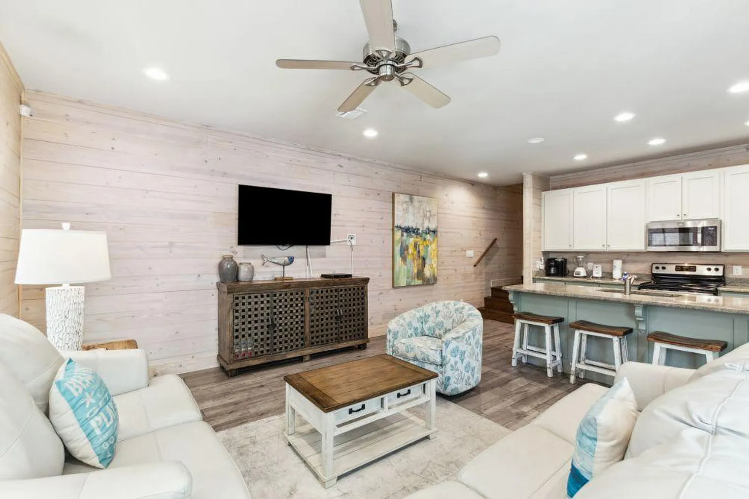 2 bed, 3.0 bath, 1291 sqft, $4,966 — Photo 3