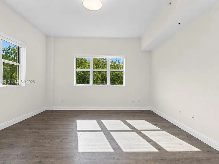 15051 Royal Oaks Ln #101 — Photo 18