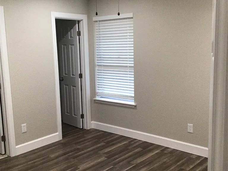 10531 Tilbrook Dr — Photo 9