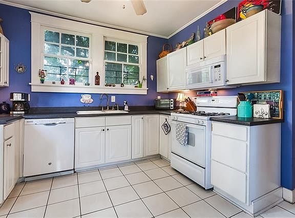 4th image of 1213 Franklin Ave
