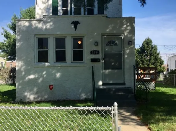 200 E 10th St APT A, Marcus Hook, PA 19061