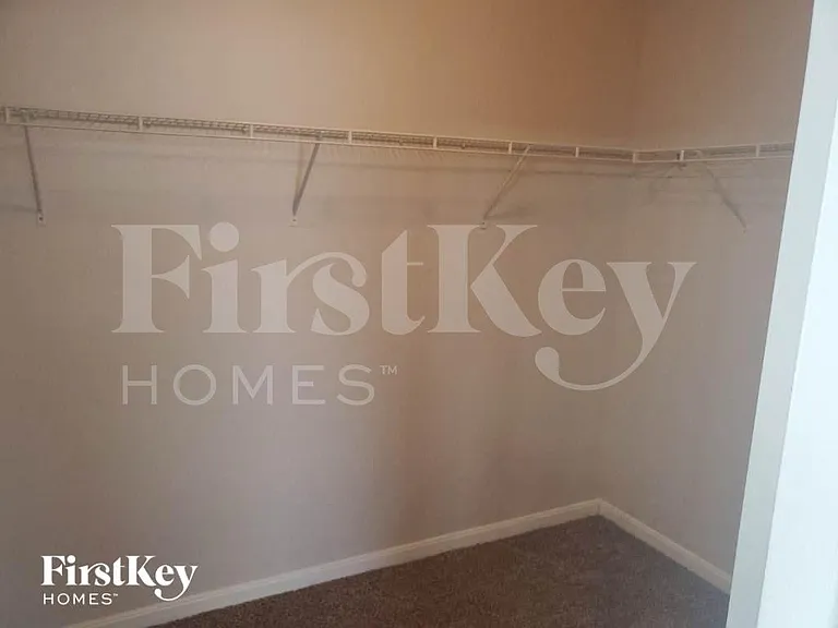356 Brandon Dr — Photo 31