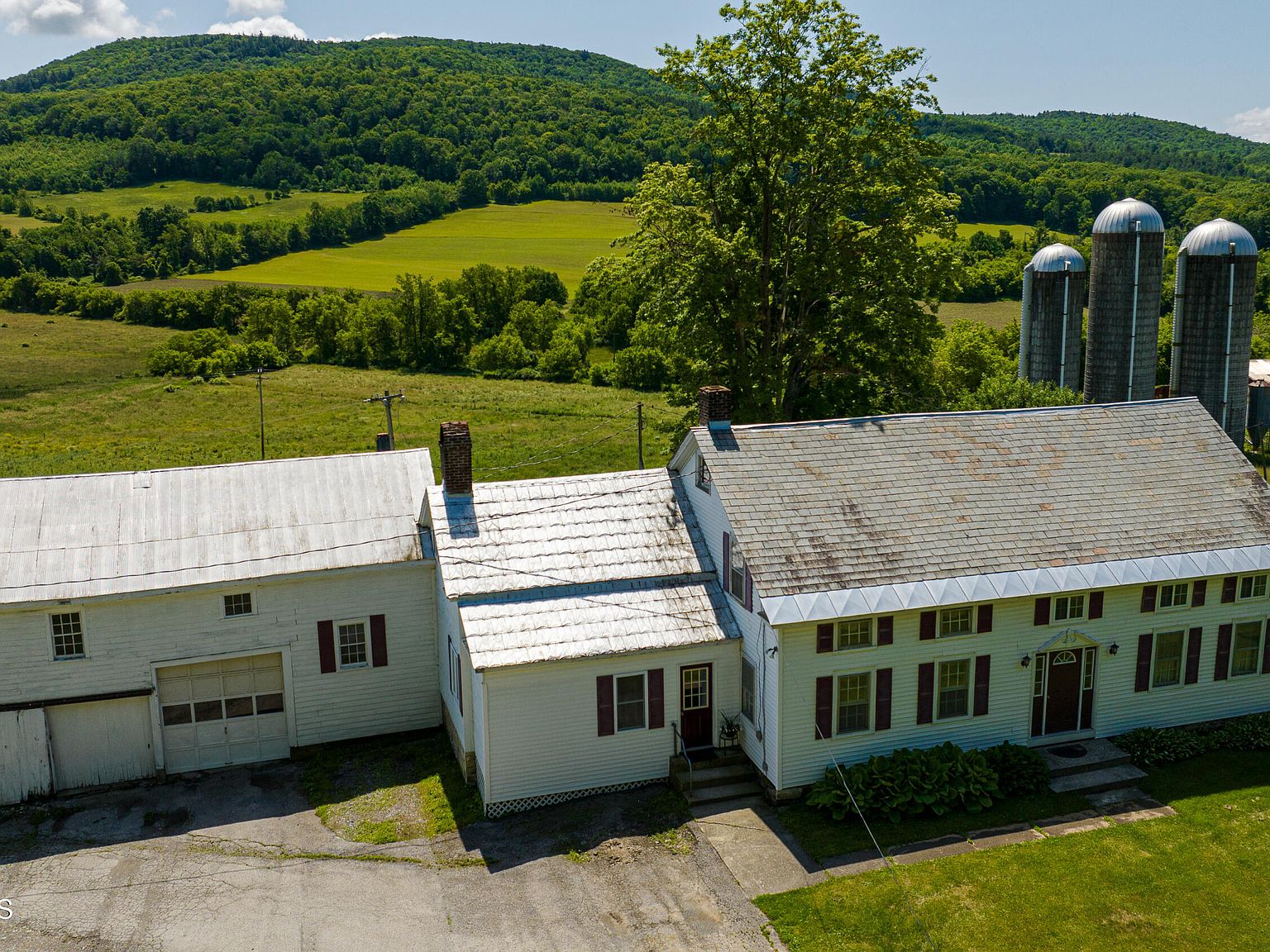 454 Breese Hollow Road, Hoosick Falls, NY 12090 MLS 202319609 Zillow