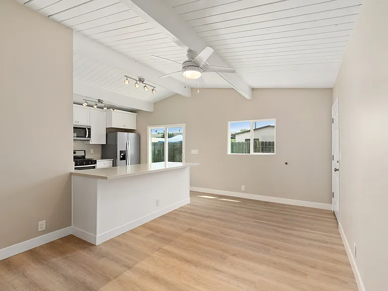 4020 Fond Du Lac Ave — Photo 7