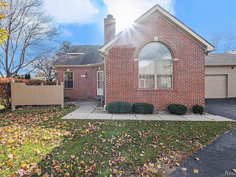 1st image of 651 Perry Creek Dr