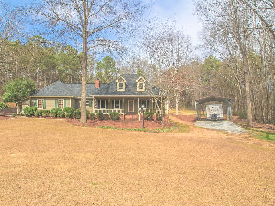 1st image of 2745 Sandy Creek Cir