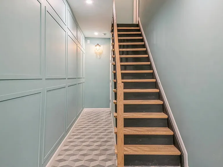216 Halladay St — Photo 9