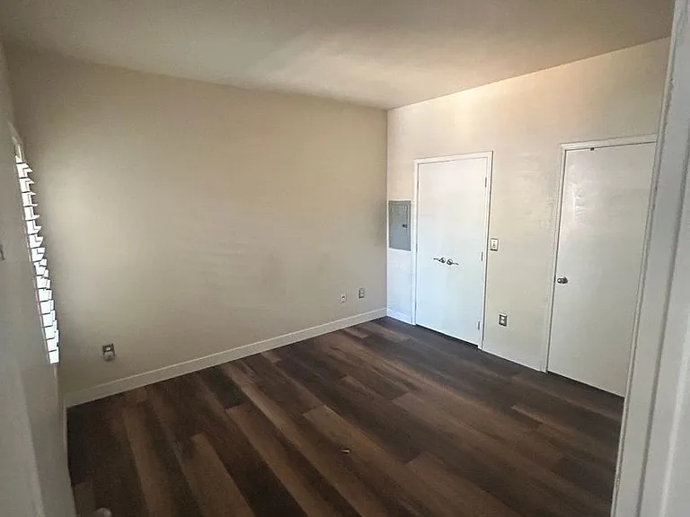 9620 W Russell Rd #1010 — Photo 4