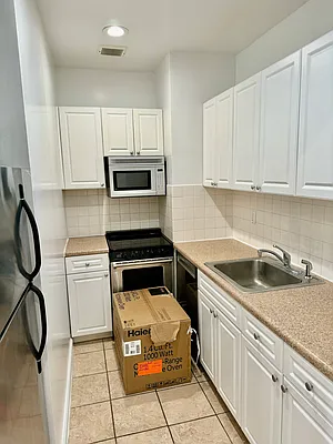 Rented by Voro New York | media 15