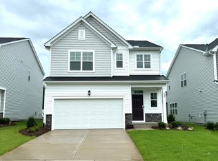 828 Cainhoy Ct, Zebulon, NC 27597