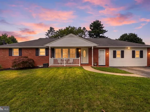 116 E Clearview Dr, Shrewsbury, PA 17361