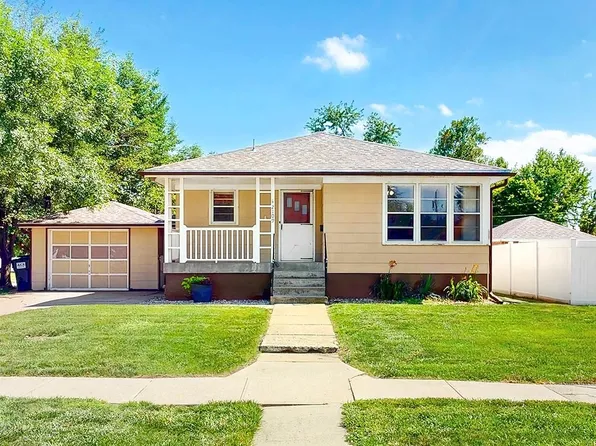 2109 7th St, Columbus, NE 68601