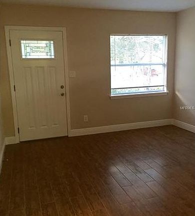 4th image of 322 Notre Dame Dr
