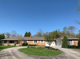 18120 Snyder Rd, Chagrin Falls, OH 44023