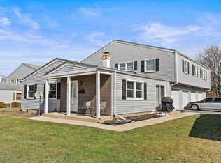 115 Lucille Ct UNIT A, Bartlett, IL 60103