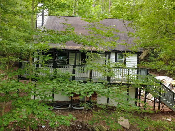 209 Ashley Ln, Dahlonega, GA 30533