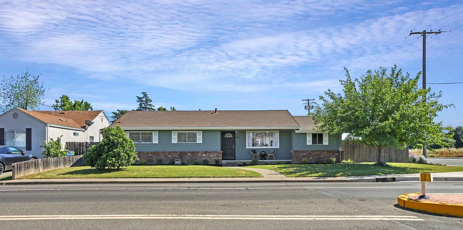402 F St photo 1