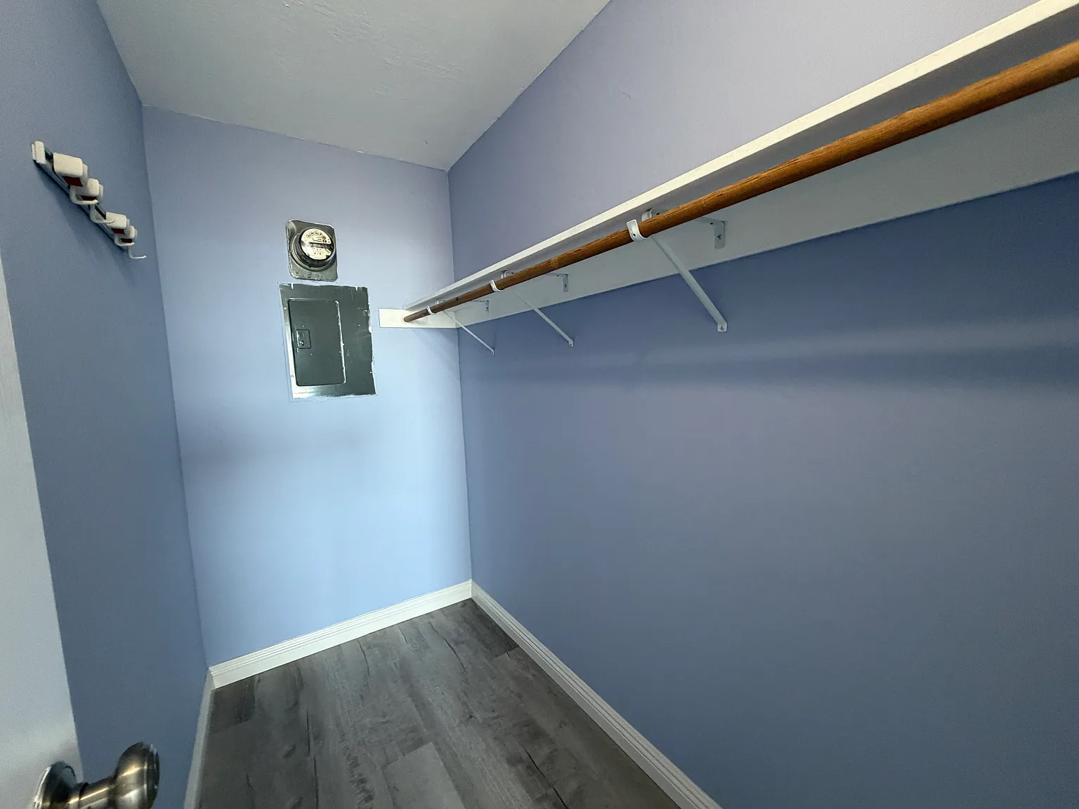Spacious & Modern Living in the Heart of Oakland Parking Included! — Photo 4