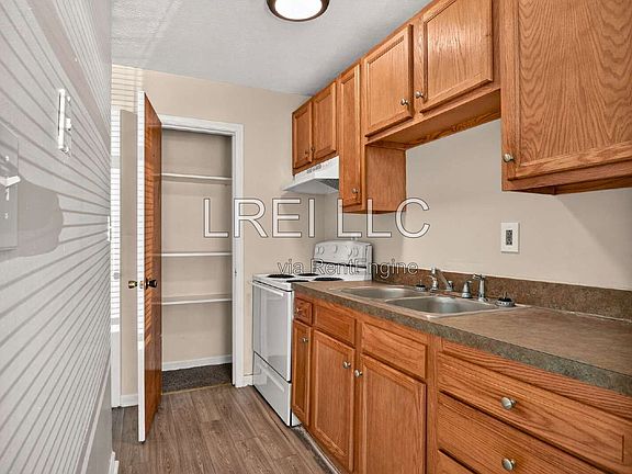 3rd image of 4311 Norbrook Dr #3