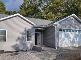 117 Paislee Park Ct, Fairview, NC 28730