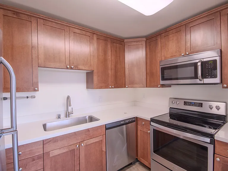 9911 NE 119th Ct — Photo 16