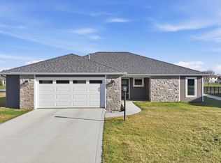 1466 Monte Carlo Dr, Huntertown, IN
