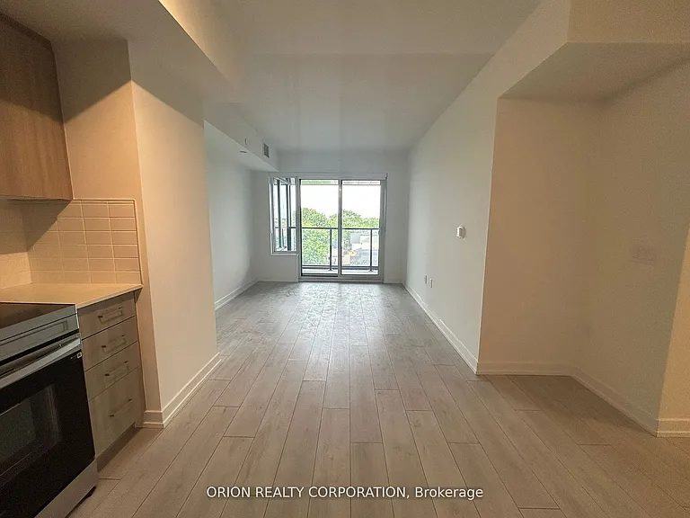 556 Marlee Ave #527 — Photo 6