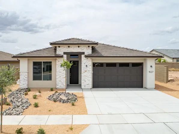 1627 N Ascent St #153, Washington, UT 84780