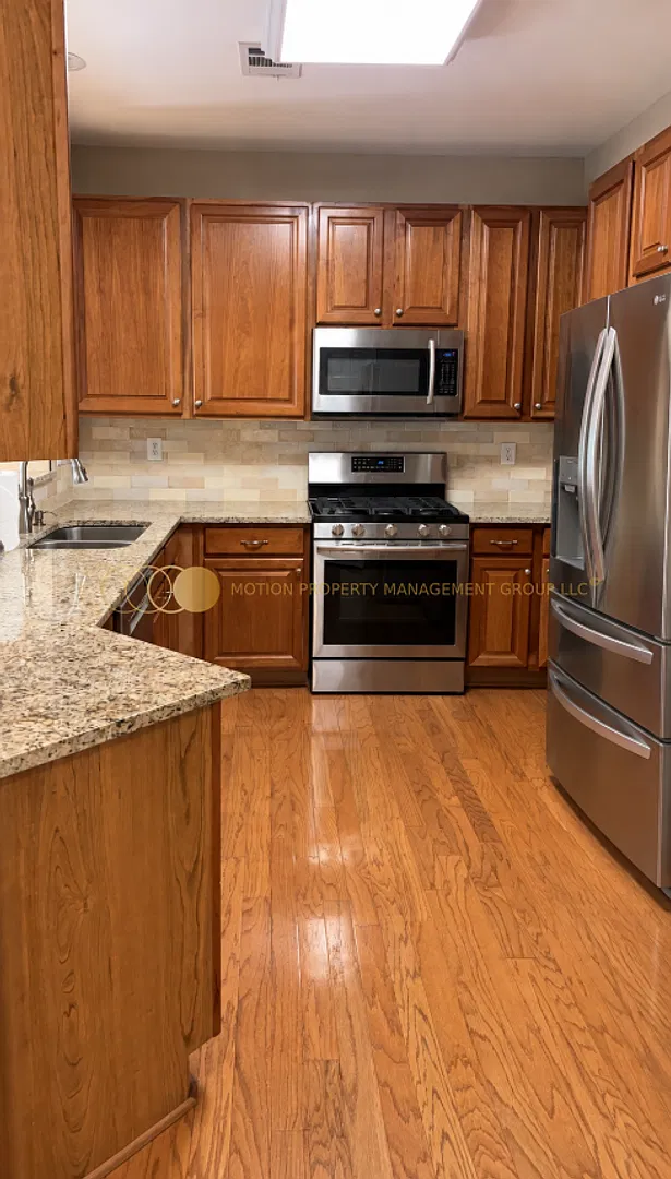Ranch Living Made Easy | 3 Beds, 2 Baths + Water & Lawn Maintenance Included! — Photo 3