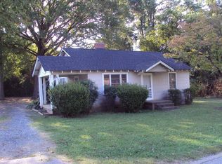 1630 Mathis Rd, Greenwood, SC 29649