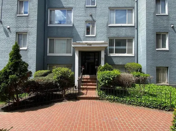 709 Brandywine St SE APT B1, Washington, DC 20032