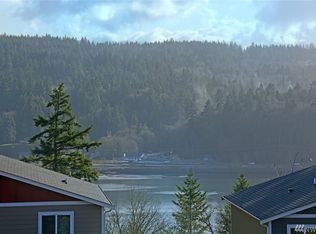 2357 Sand Dollar Rd W, Bremerton, WA 98312