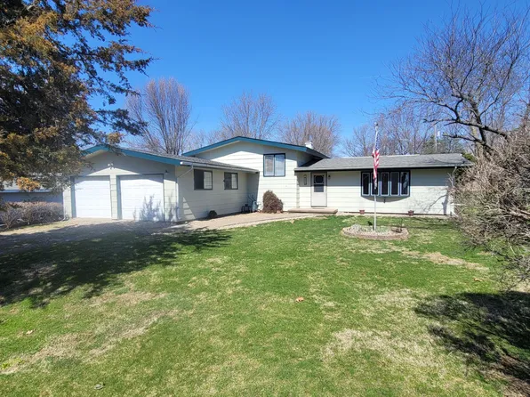 140 E Hanover St, Letts, IA 52754