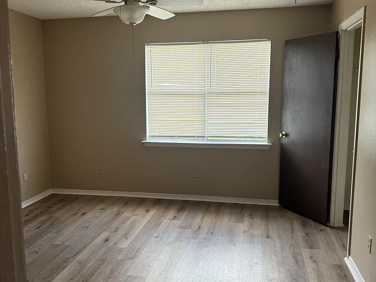10700 Roger Dr #1 — Photo 4