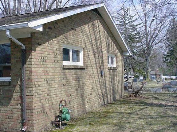 3rd image of 280 Leamur Dr