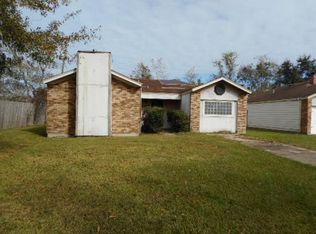 2155 Somerset St, Beaumont, TX 77707
