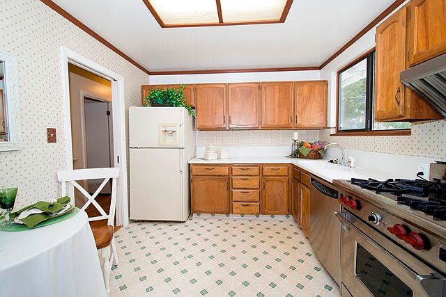 1st image of 656 Del Monte Ave