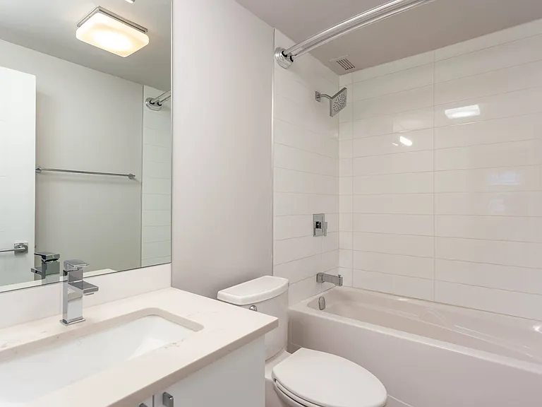 104 26th Ave SW #201 — Photo 19