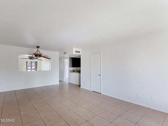 3rd image of 722 W Glenn St #722/724