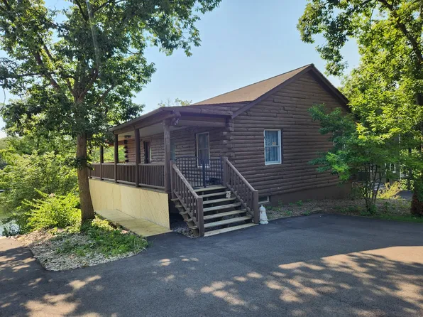 24 Magnolia Dr, Putnam, IL 61560
